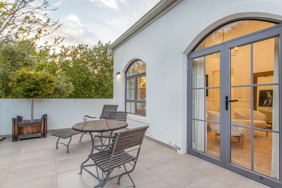 4 Bedroom Property for Sale in Franschhoek Western Cape